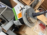 Partij reserveonderdelen voor machines - afbeelding 5 van  8