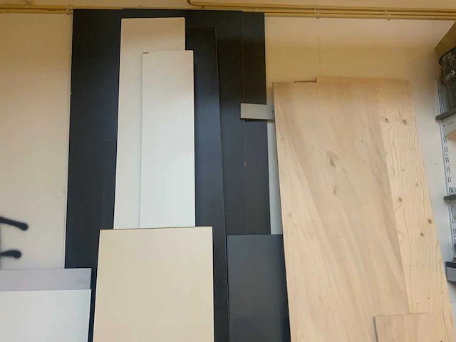 Partij restmateriaal hout - afbeelding 3 van  7