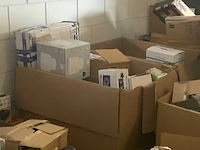 Partij retourgoederen (21 pallets, o.a. televisies en huishoudelijke apparaten) - afbeelding 9 van  35