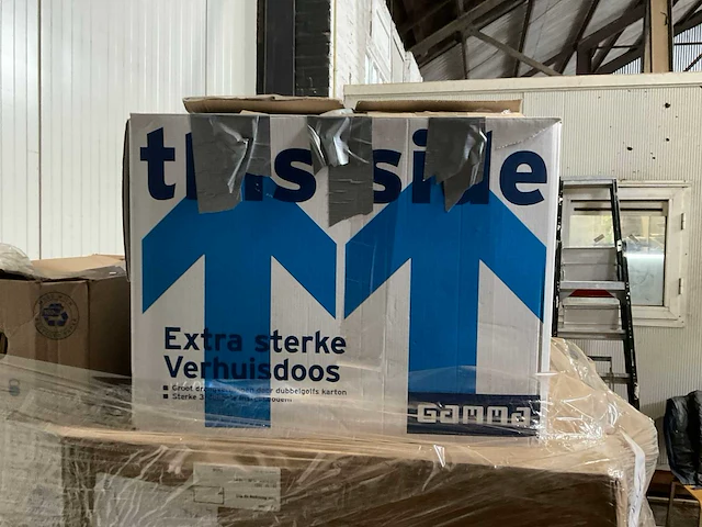 Partij retourgoederen - afbeelding 13 van  26