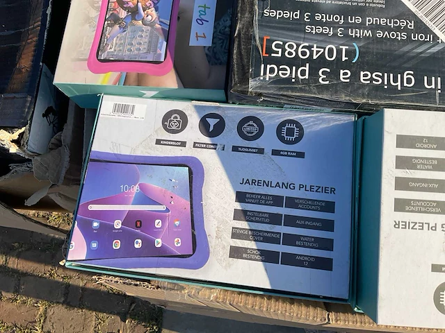 Partij retourgoederen - afbeelding 8 van  54