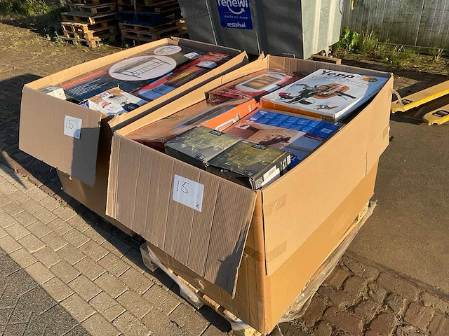 Partij retourgoederen - afbeelding 1 van  18