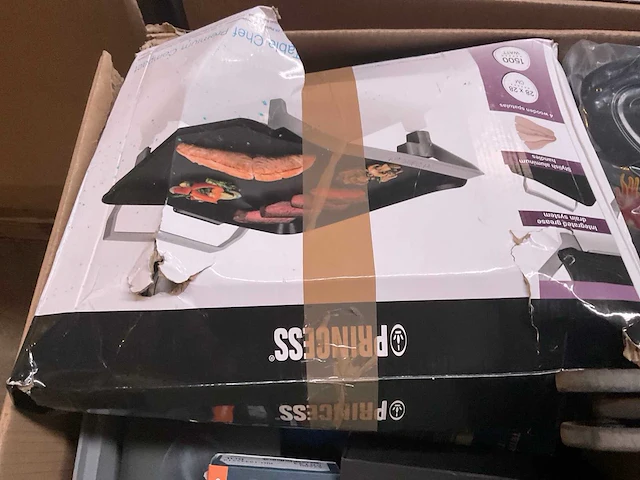 Partij retourgoederen - afbeelding 14 van  31