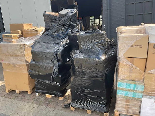 Partij retourgoederen - afbeelding 4 van  22