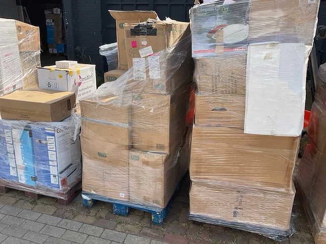 Partij retourgoederen - afbeelding 22 van  22