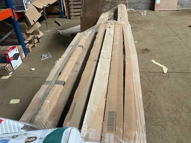 Partij retourgoederen - afbeelding 2 van  23