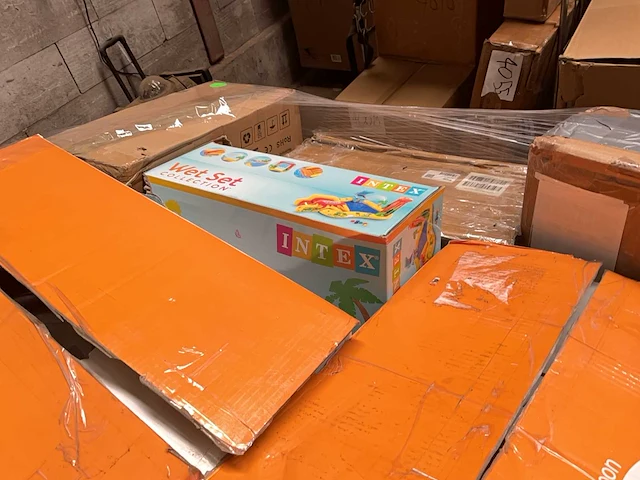 Partij retourgoederen - afbeelding 23 van  24