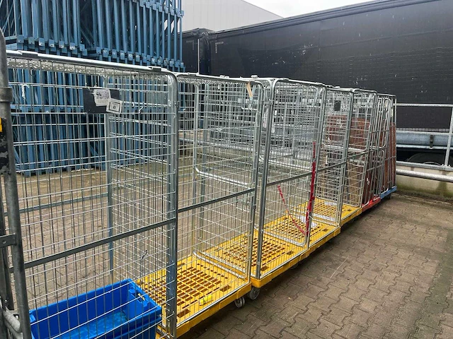 Partij rolcontainers ca. 40 stuks - afbeelding 10 van  16