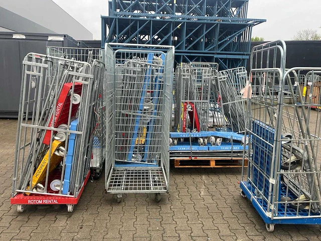Partij rolcontainers ca. 40 stuks - afbeelding 15 van  16