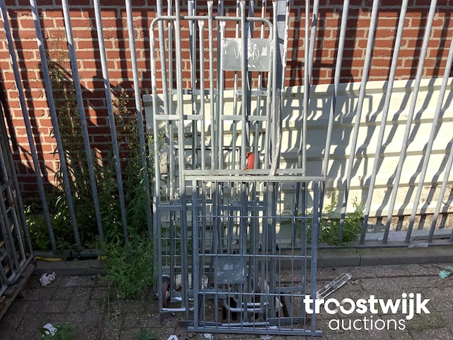 Partij rolcontainers - afbeelding 4 van  4
