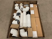 Partij rookgas afvoer en lucht toevoer hulpstukken - afbeelding 1 van  5