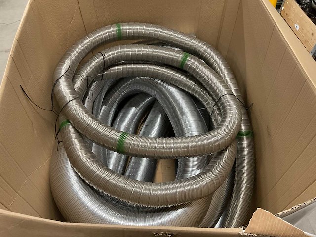 Partij rookgas afvoerbuizen - afbeelding 1 van  3