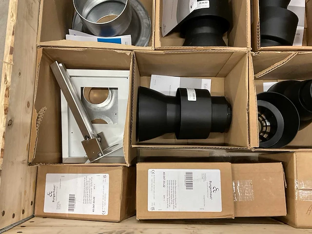 Partij rookgasafvoer materialen - afbeelding 3 van  5
