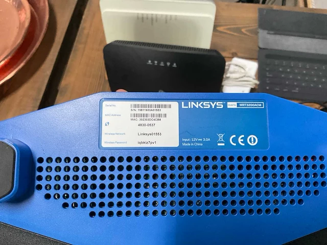 Partij routers en elektronica - afbeelding 9 van  13