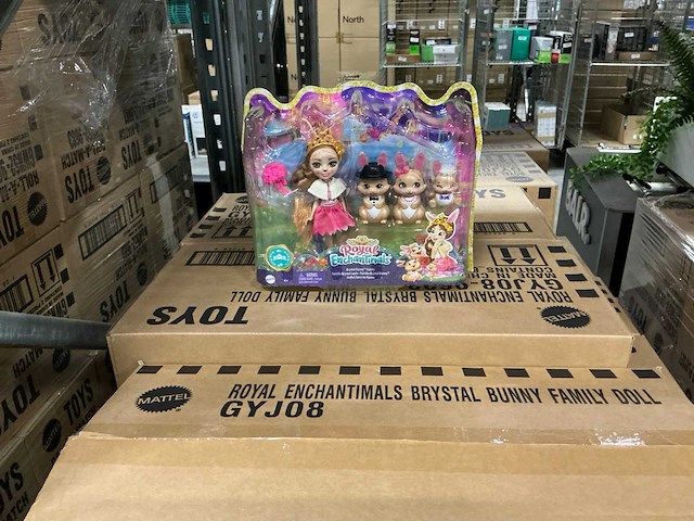 Partij royal enchantimals brystal bunny family dolls (104x) - afbeelding 1 van  4
