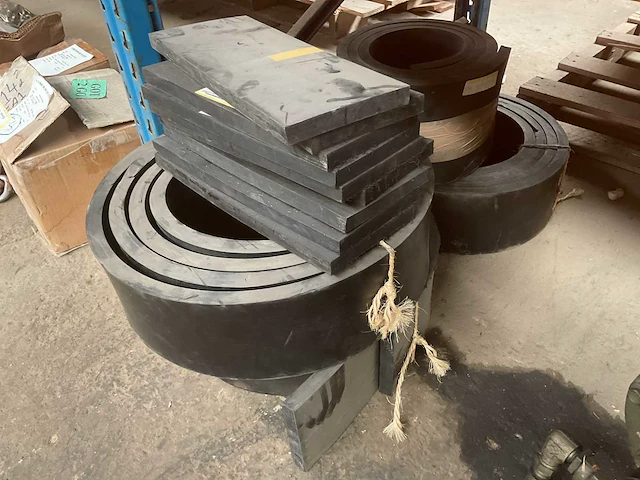 Partij rubber - afbeelding 3 van  3