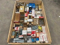 Partij (rvs) bevestigingsmateriaal - afbeelding 1 van  3