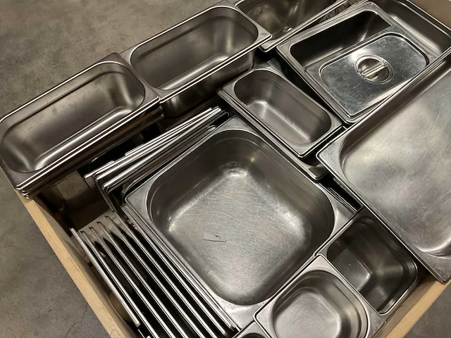 Partij rvs gastronorm bakken - afbeelding 4 van  4