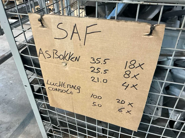 Partij saf asbokken - afbeelding 5 van  5