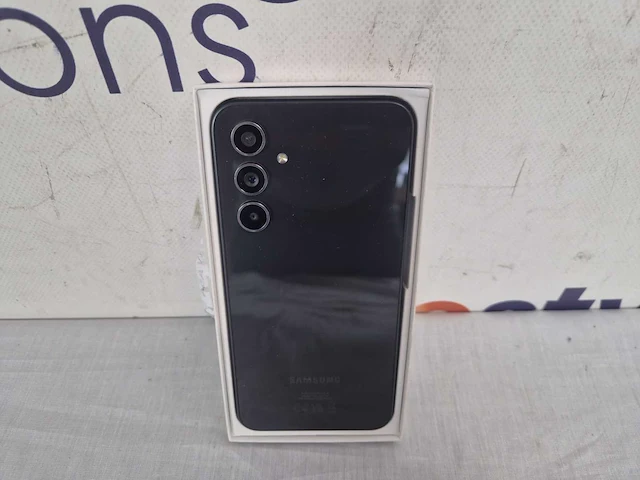 Partij samsung smartphones 9 stuks - afbeelding 28 van  28