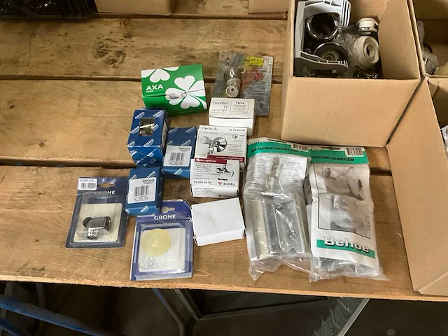 Partij sanitair artikelen - afbeelding 5 van  5