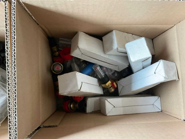 Partij sanitair en verwarming onderdelen - afbeelding 5 van  17