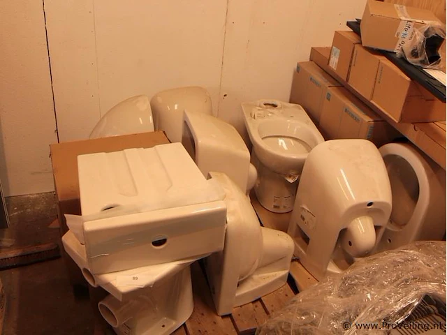Partij sanitair materialen - afbeelding 1 van  3