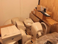 Partij sanitair materialen - afbeelding 2 van  3