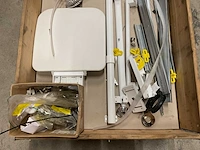 Partij sanitair toebehoren - afbeelding 2 van  3