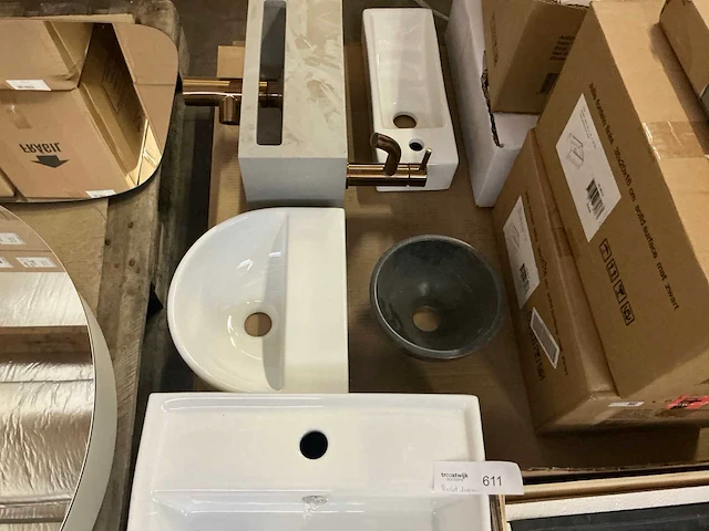 Partij sanitair - afbeelding 3 van  6