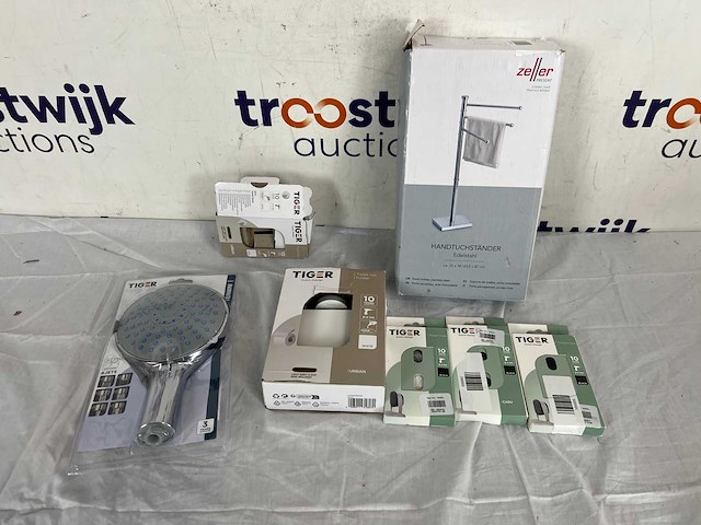 Partij sanitair - afbeelding 2 van  2