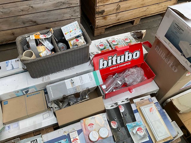 Partij sanitair/aannemersmateriaal - afbeelding 8 van  12