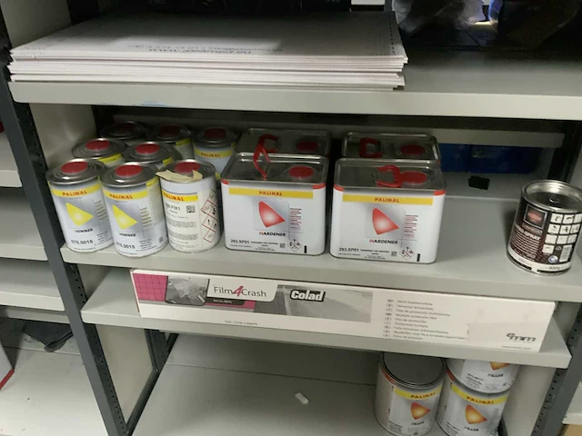 Partij schadeherstel benodigdheden en divers - afbeelding 15 van  19