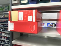 Partij schadeherstel benodigdheden en divers - afbeelding 6 van  19