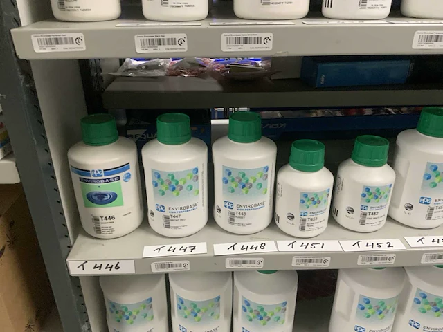 Partij schadeherstel producten - afbeelding 11 van  27