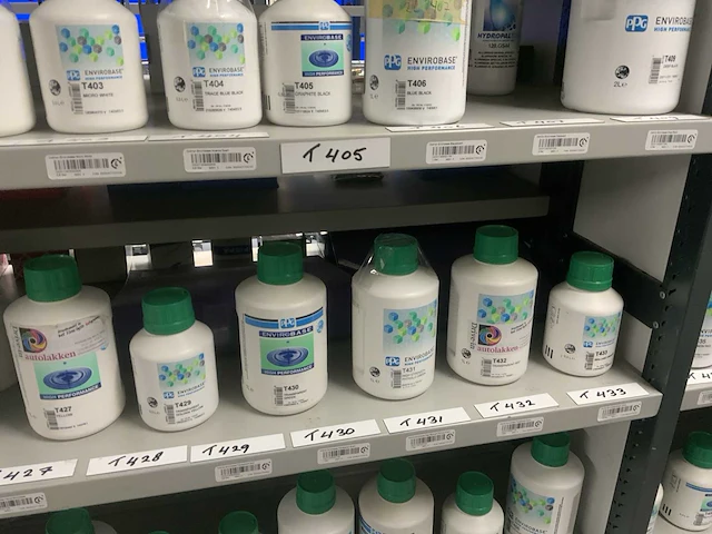 Partij schadeherstel producten - afbeelding 13 van  27