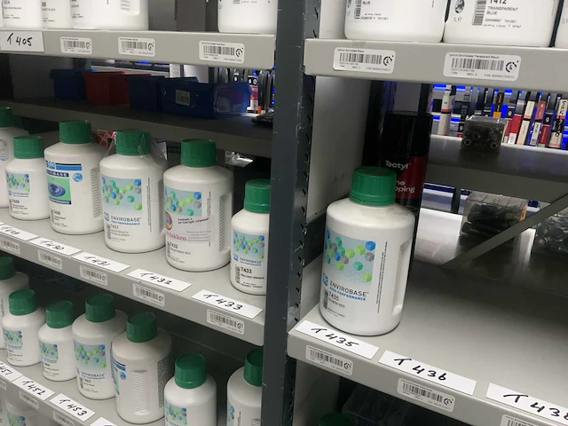 Partij schadeherstel producten - afbeelding 23 van  27