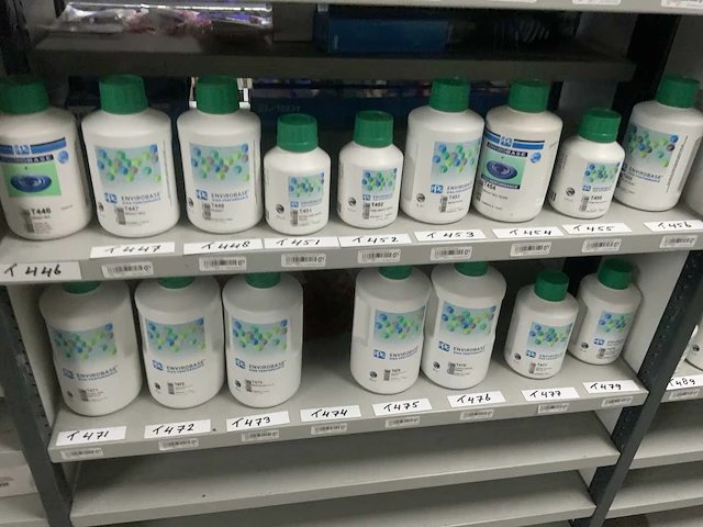 Partij schadeherstel producten - afbeelding 7 van  27