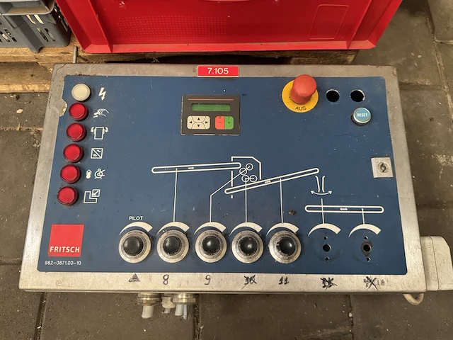 Partij schakelmateriaal en diversen - afbeelding 2 van  8