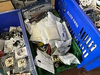 Partij schakelmateriaal - afbeelding 4 van  5
