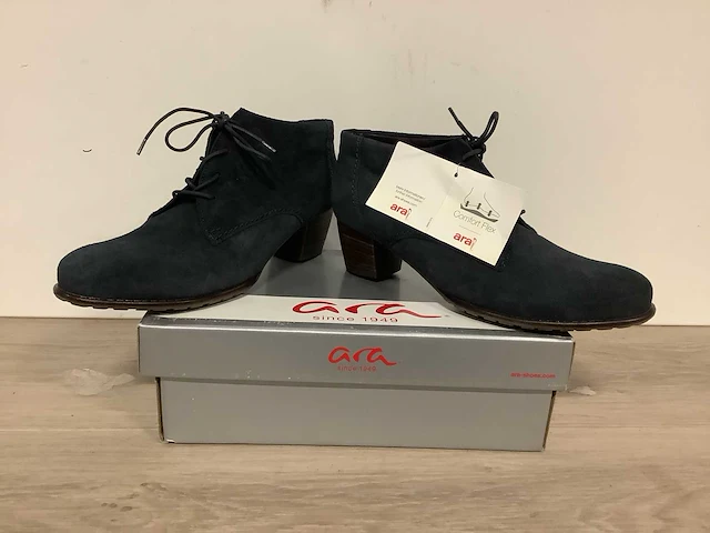 Partij schoenen (95x) - afbeelding 1 van  80