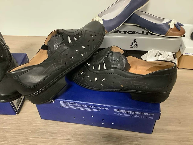 Partij schoenen (95x) - afbeelding 35 van  80
