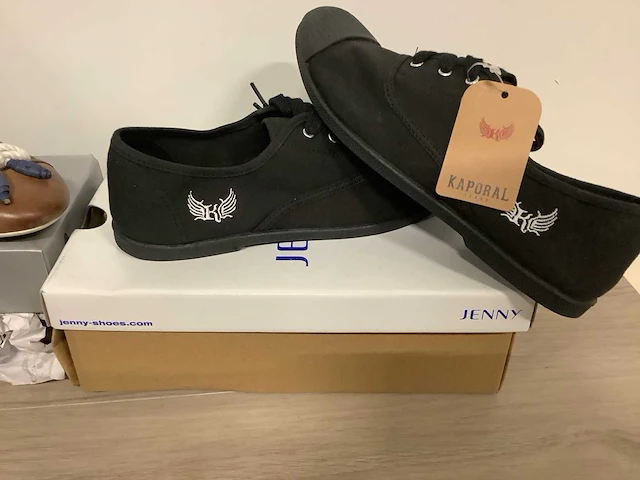 Partij schoenen (95x) - afbeelding 37 van  80