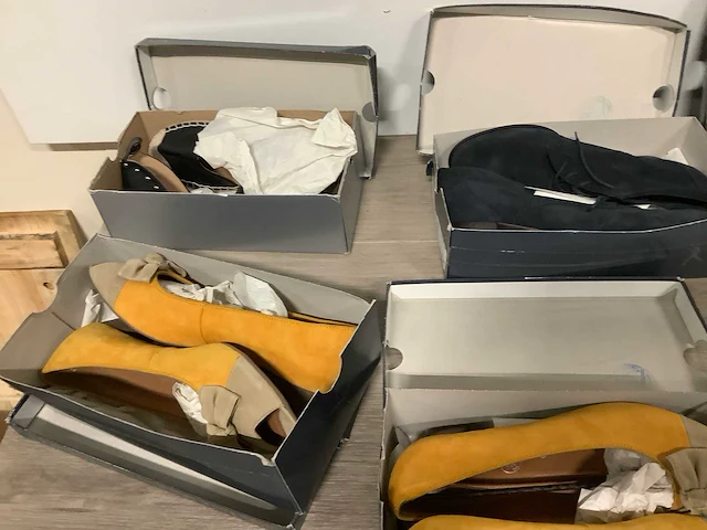 Partij schoenen (95x) - afbeelding 70 van  80