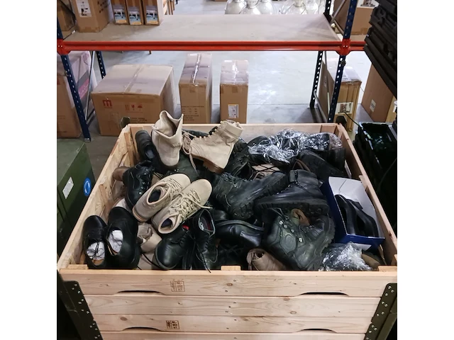 Partij schoenen defensie, meindl, lowa, defensie, haix, schoenen partij - afbeelding 5 van  9