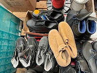 Partij schoenen - afbeelding 5 van  6