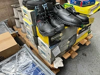 Partij schoenen - afbeelding 2 van  5