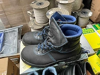 Partij schoenen - afbeelding 4 van  5