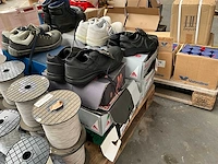 Partij schoenen - afbeelding 4 van  5