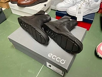 Partij schoenen - afbeelding 2 van  24